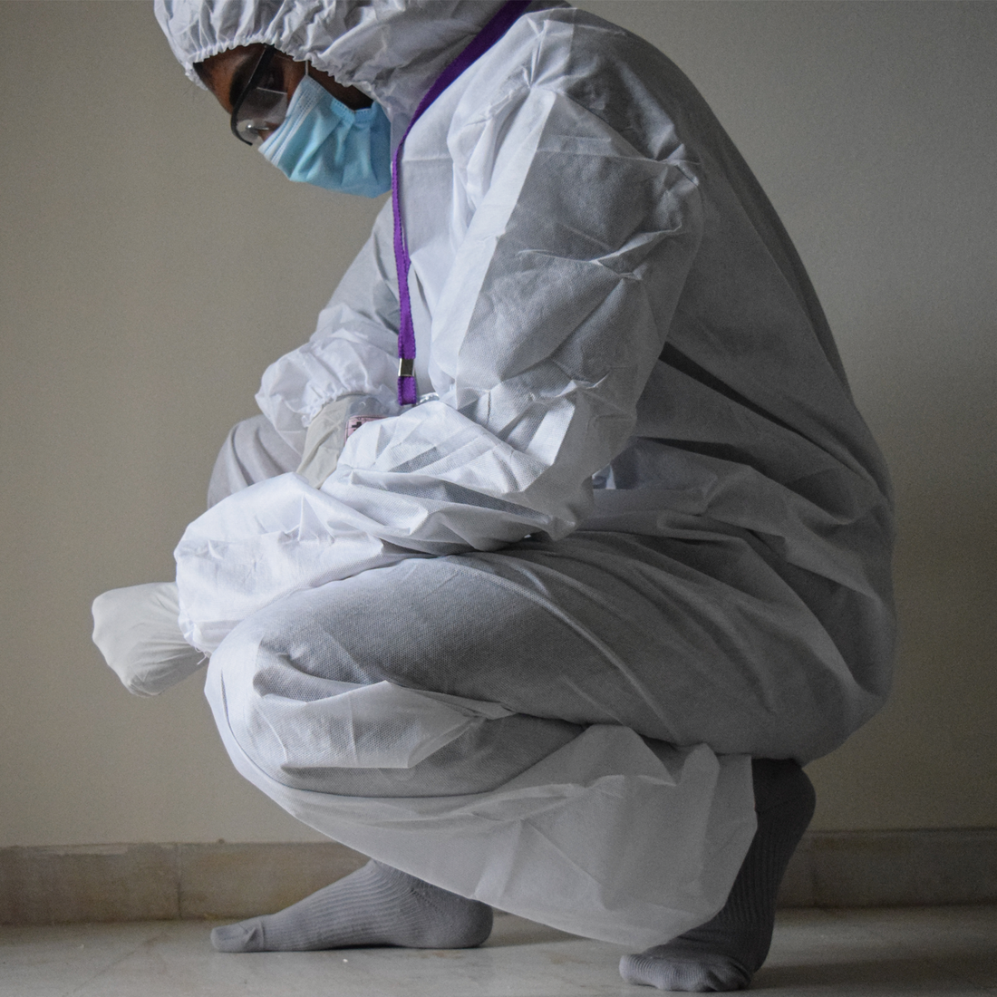 Compression Socks: The Secret to Healthy Legs for People Who Stand or Sit for Long Periods