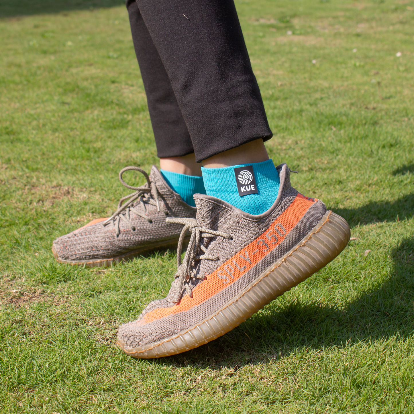 KUE Ankle Length Socks in Blue